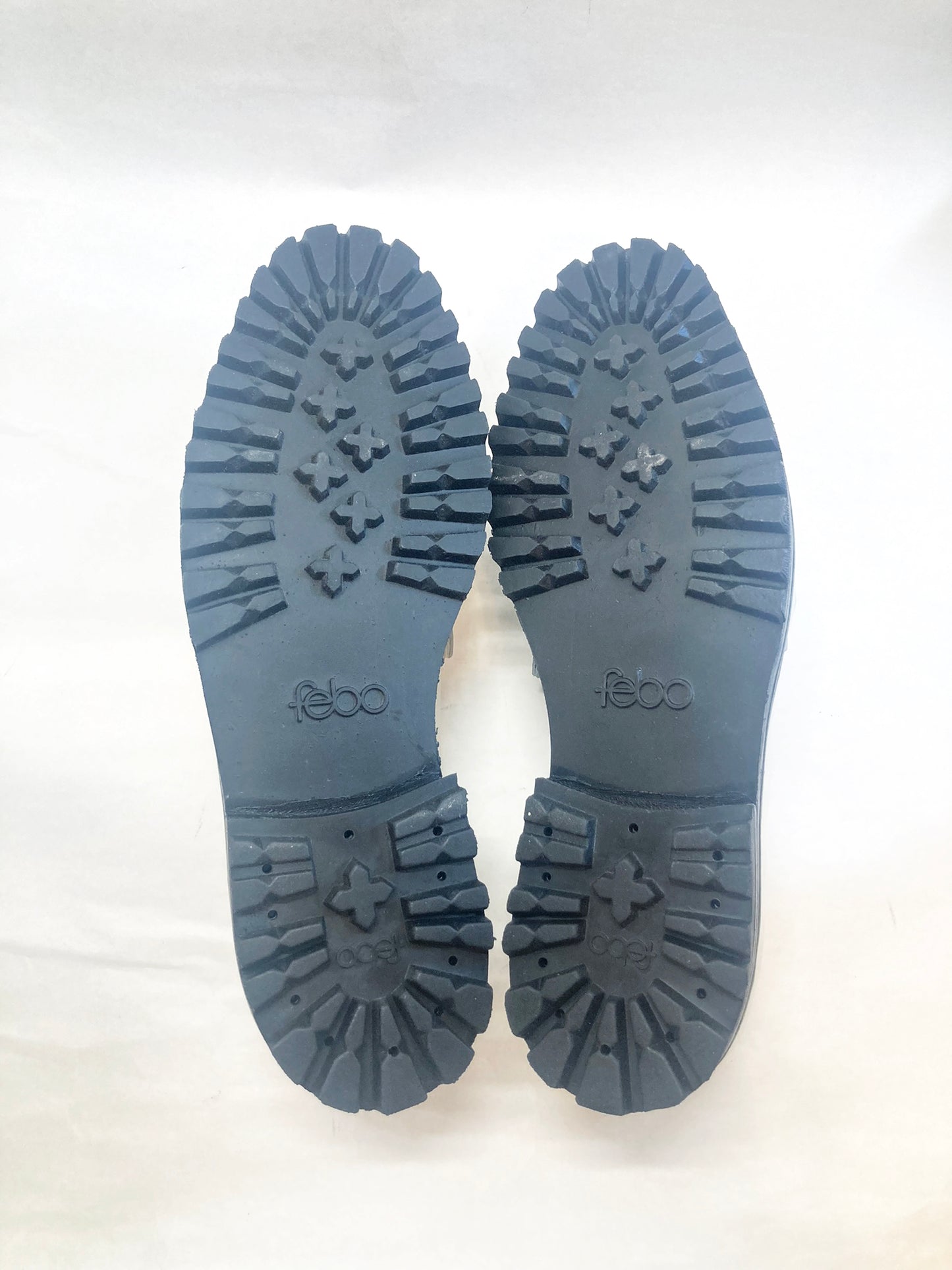 Trini Loafer in Marfil Size 41