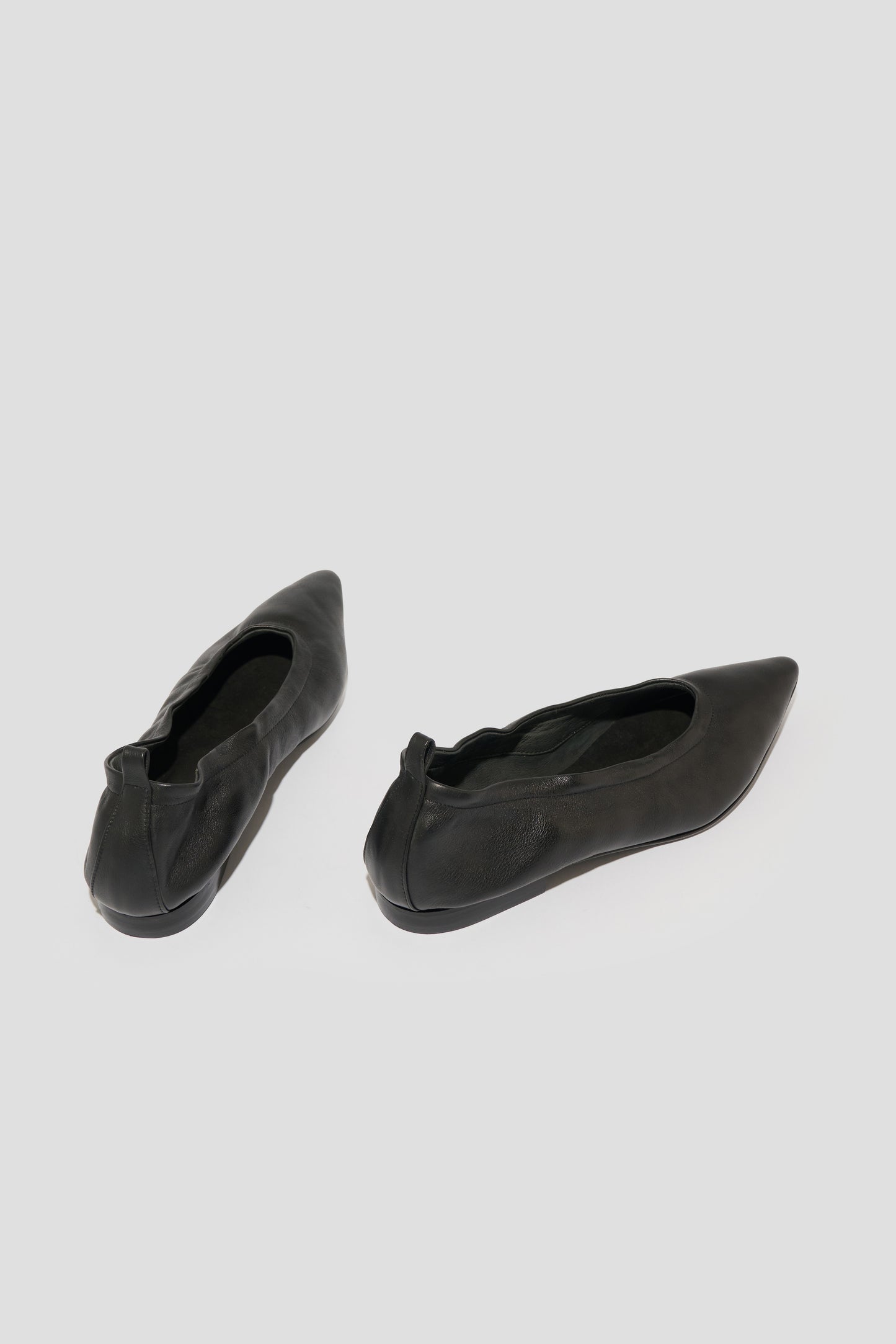 The Lina Flat in Black - PRE-ORDER