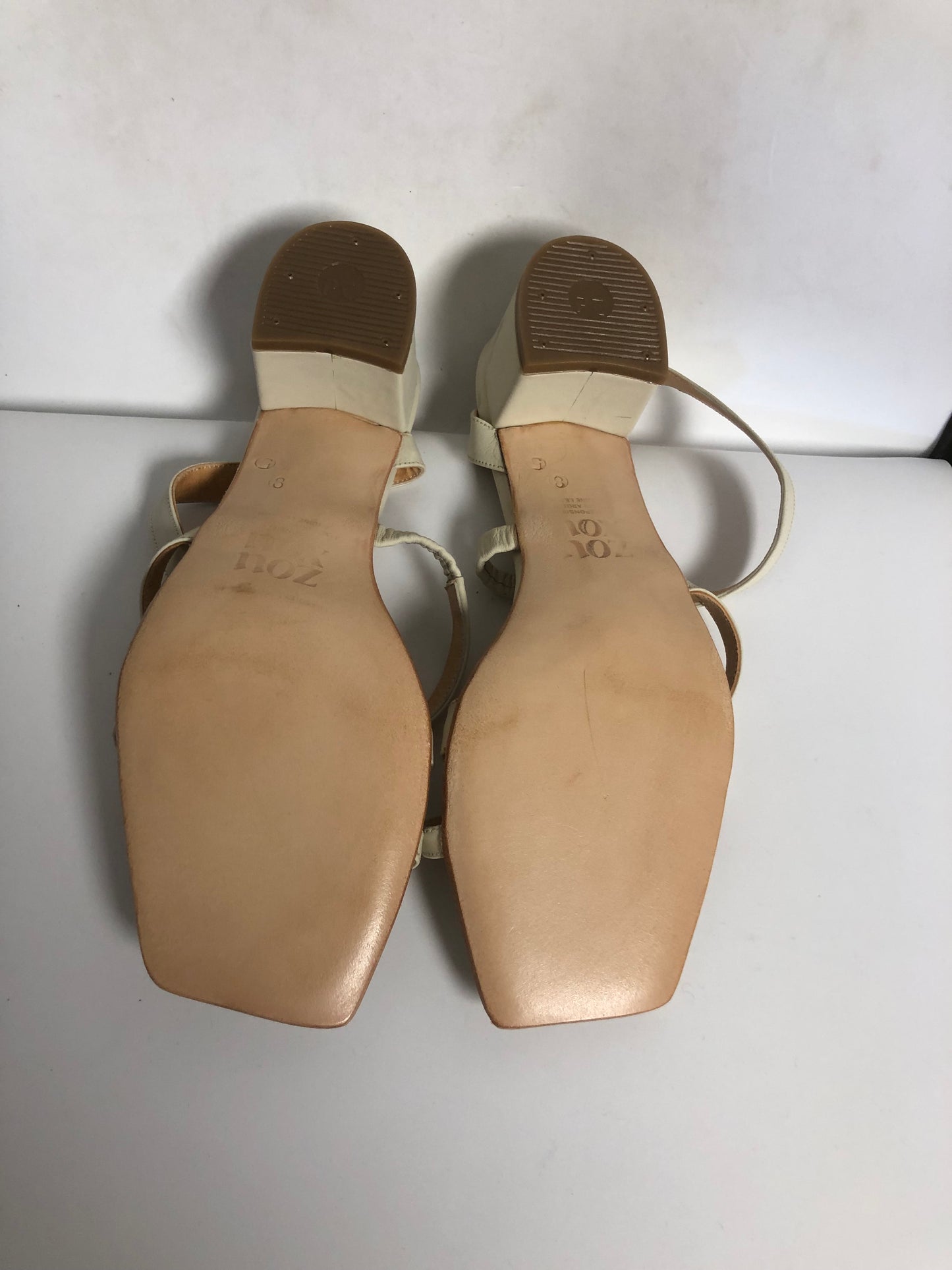 Delfina in Marfil 38.5