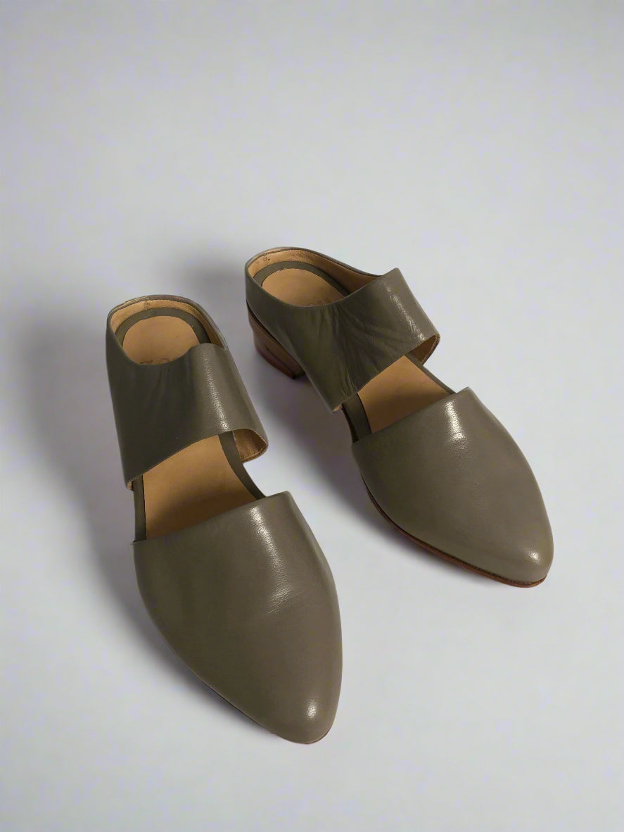 Mule in Shiitake Size 40