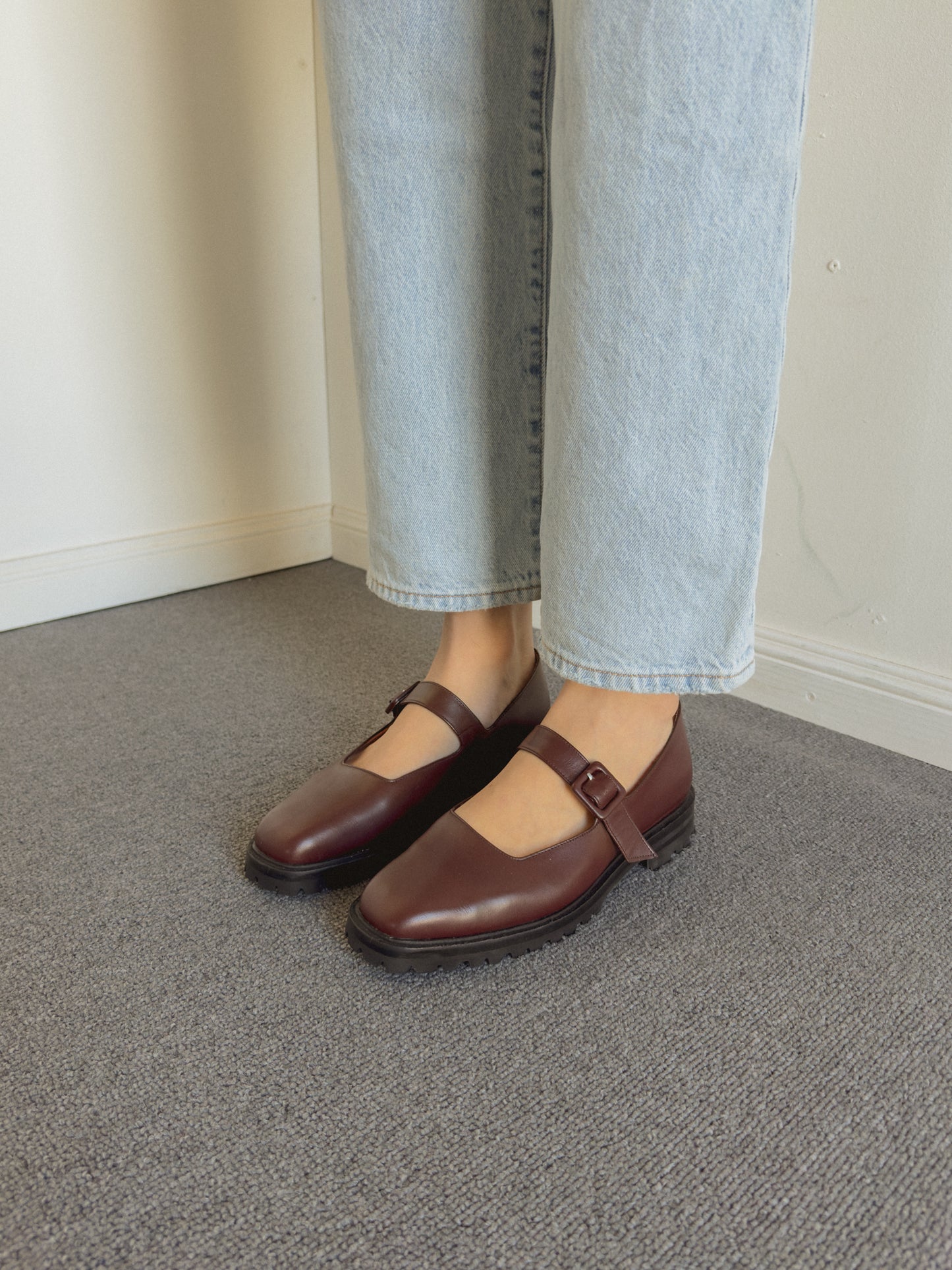 Uchi Flat in Plum II