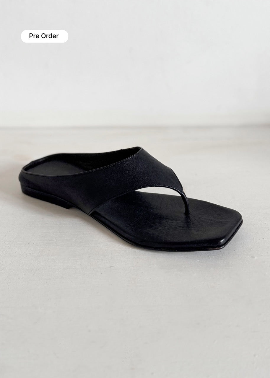 Nara Thong Sandal in Black