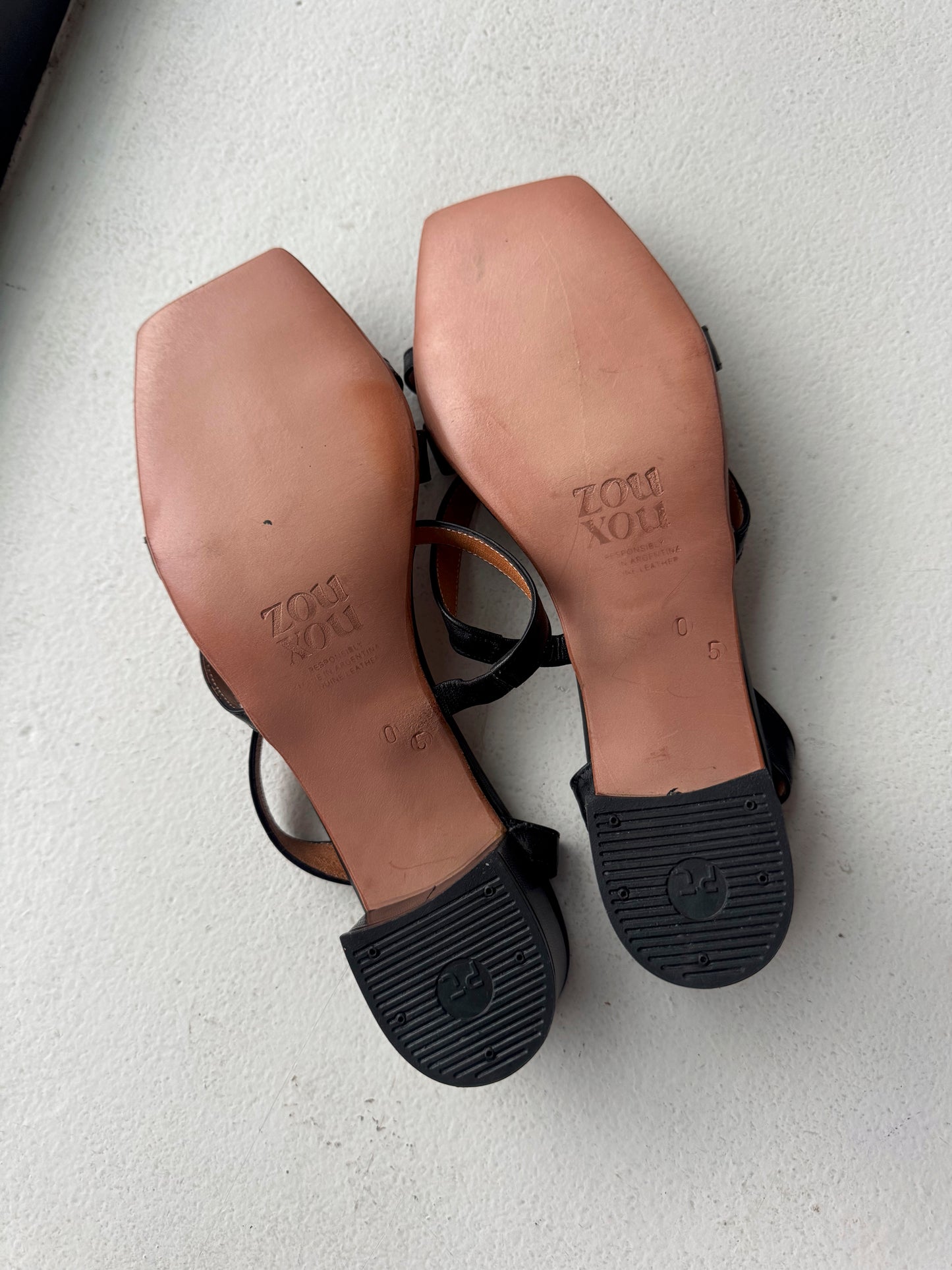 Delfina Sandal in Black Size 40.5