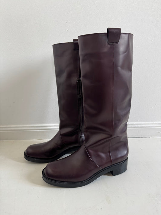 Charly Riding Boot in Tannat Size 40