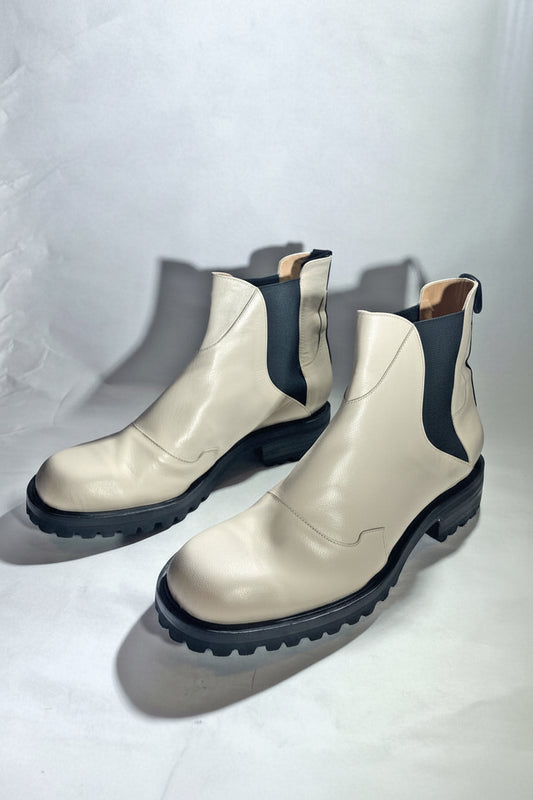 Nerea Boot in Marfil Size 38