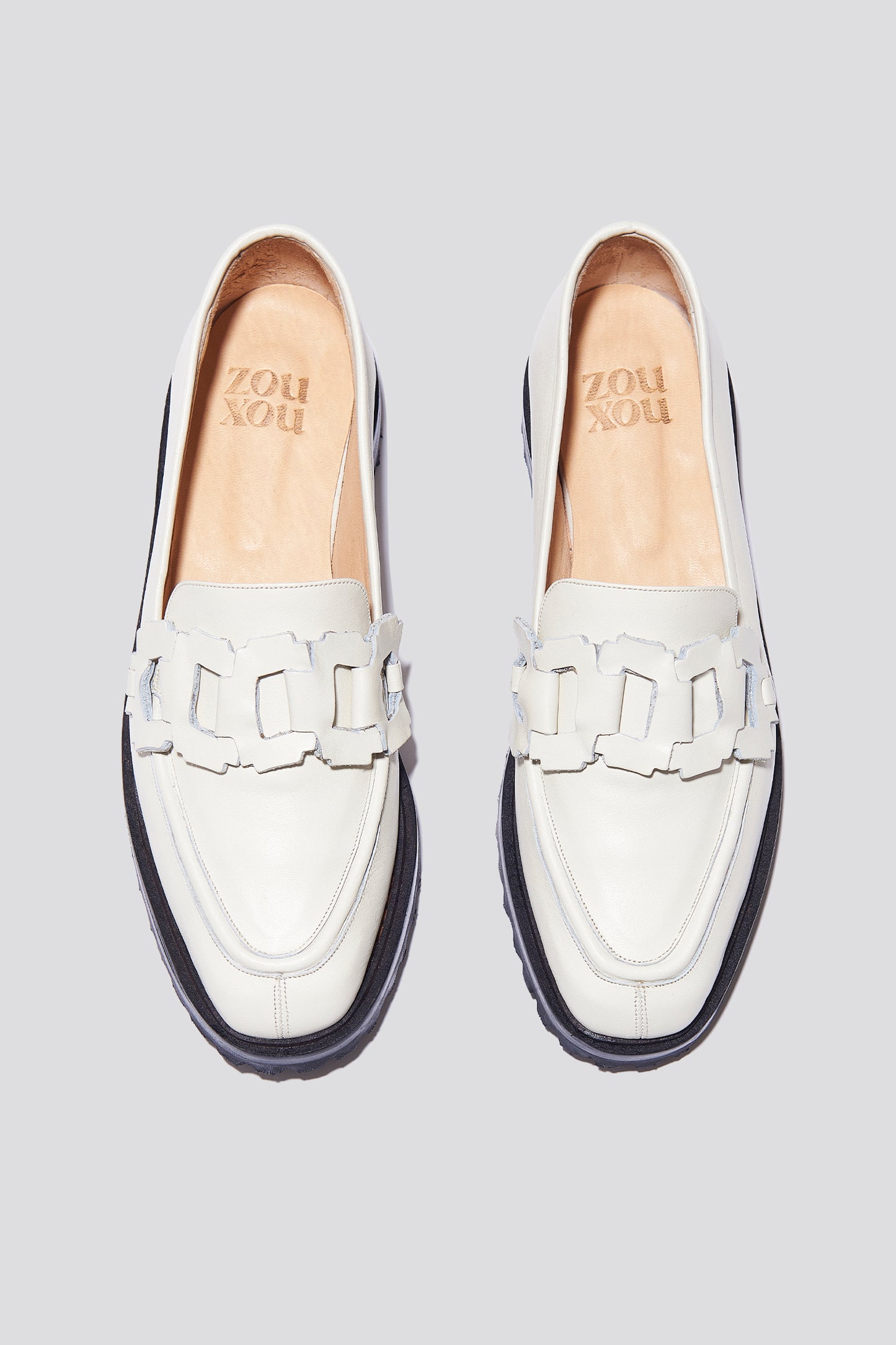 Trini Loafer in Marfil (USA)