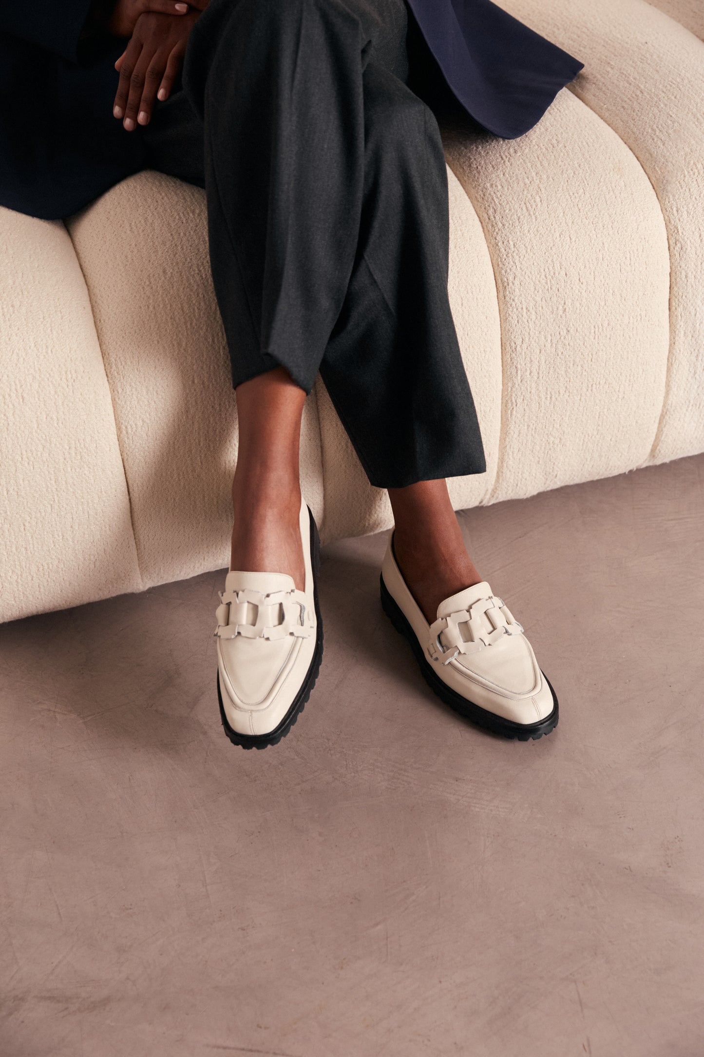 Trini Loafer in Marfil (USA)
