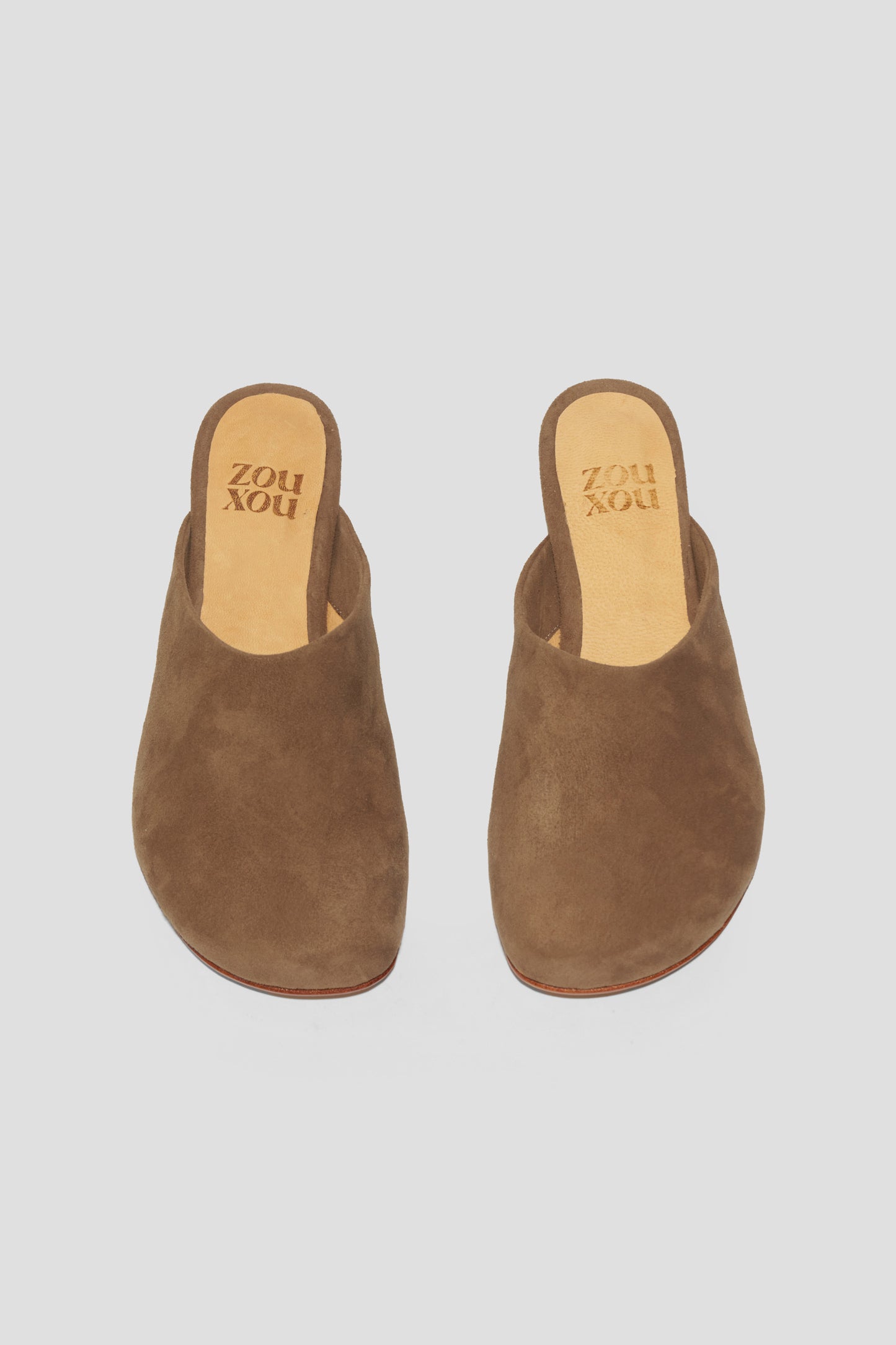 Charo Clog in Cortado Suede