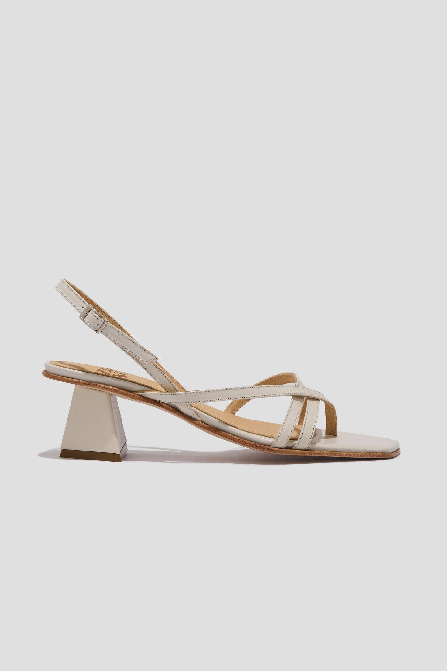 Luz Strappy Sandal in Marfil