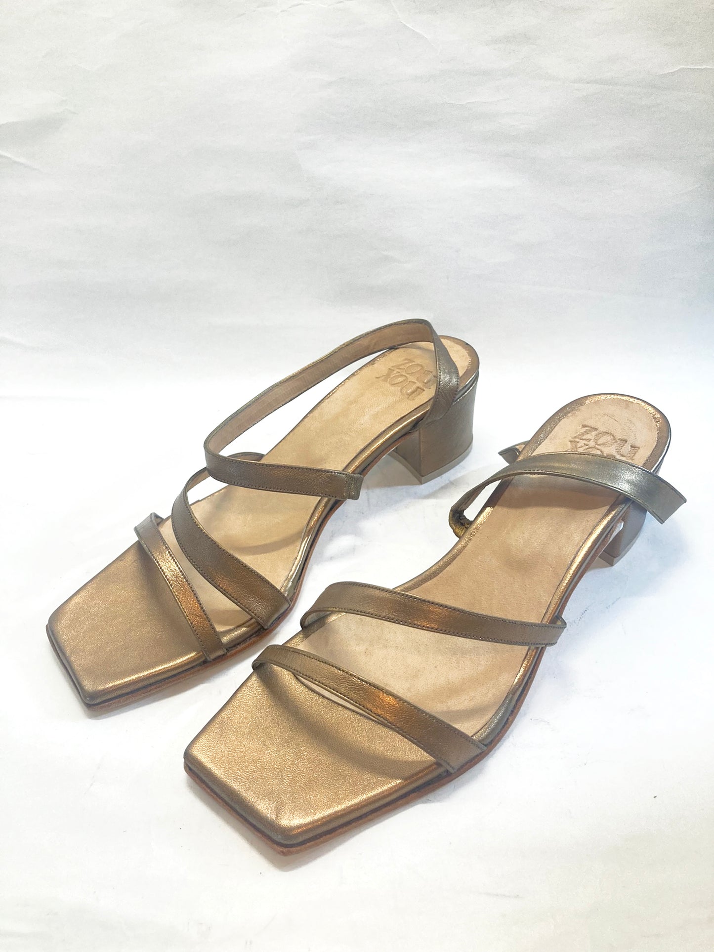 Delfina Sandal in Bronze Size 39.5