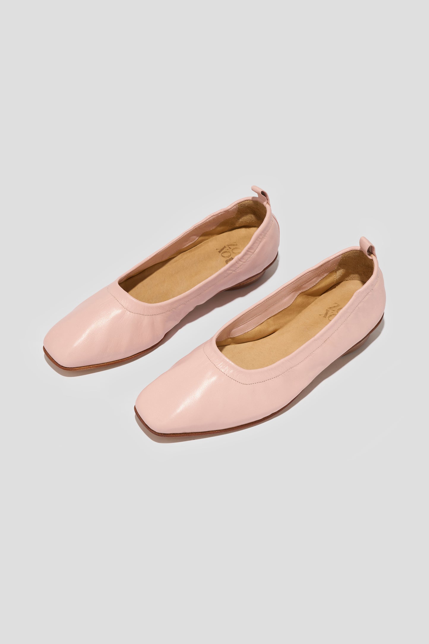 Daria Glove Flat in Pale Pink