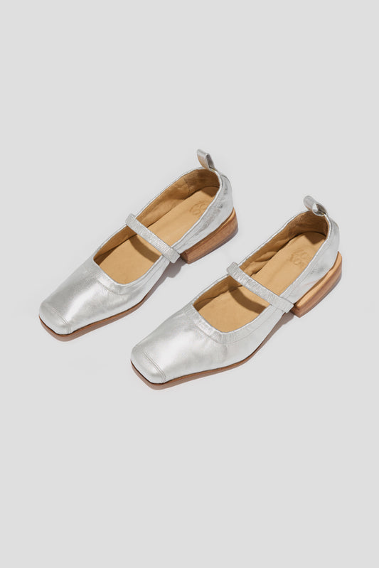 Simona Mary Jane Flat in Silver