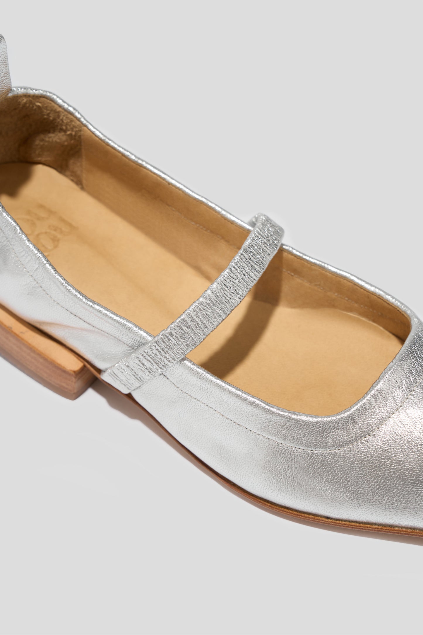 Simona Mary Jane Flat in Silver