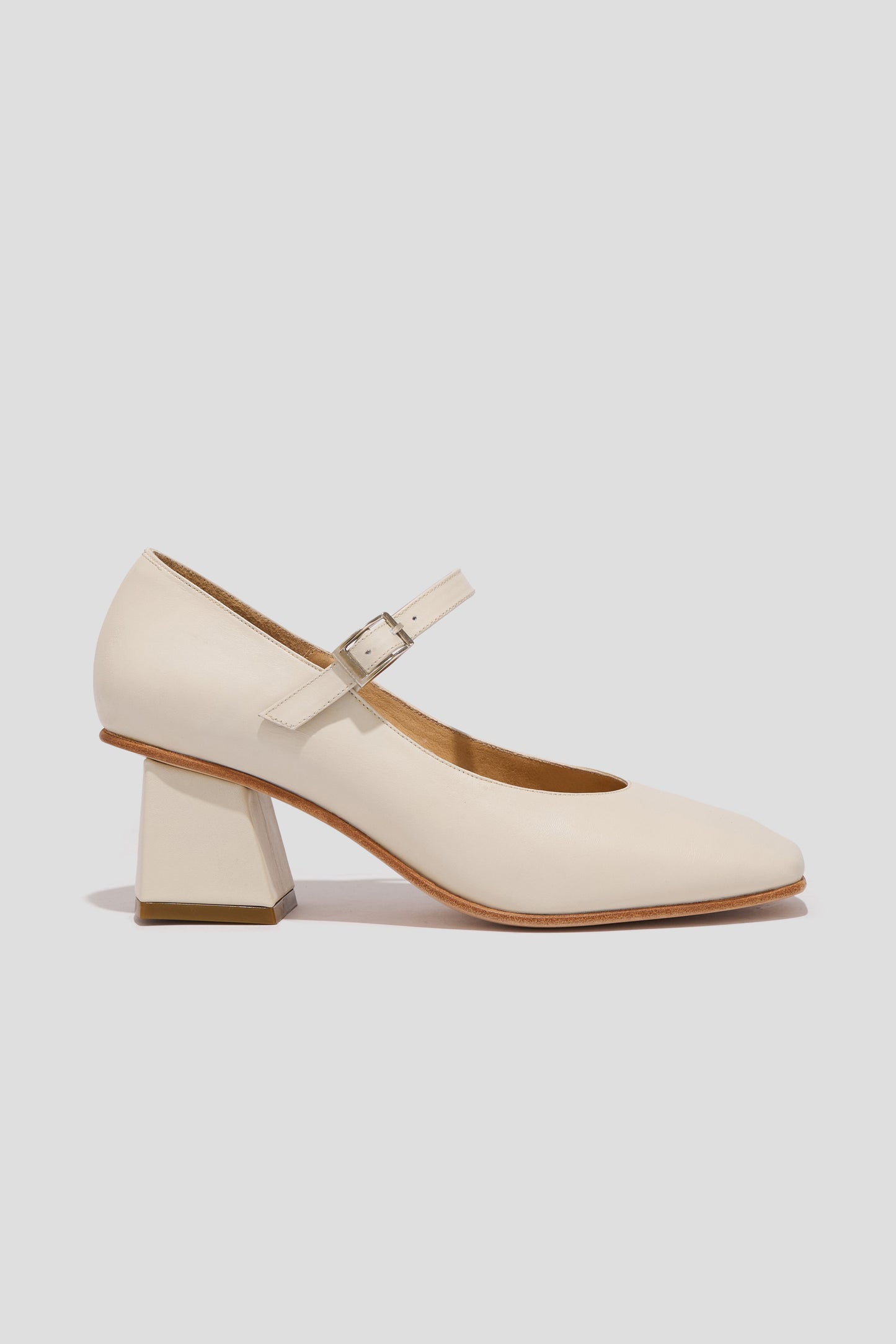 Salma Heeled Mary Jane Pump in Marfil