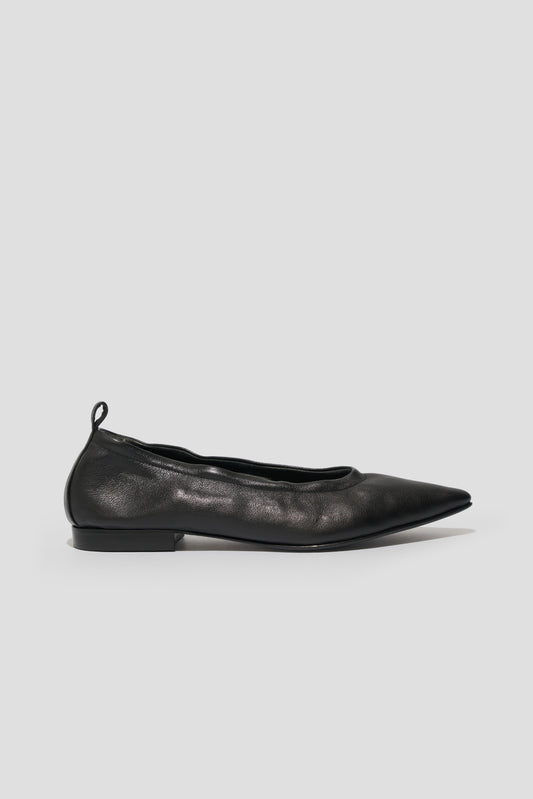 The Lina Flat in Black - PRE-ORDER