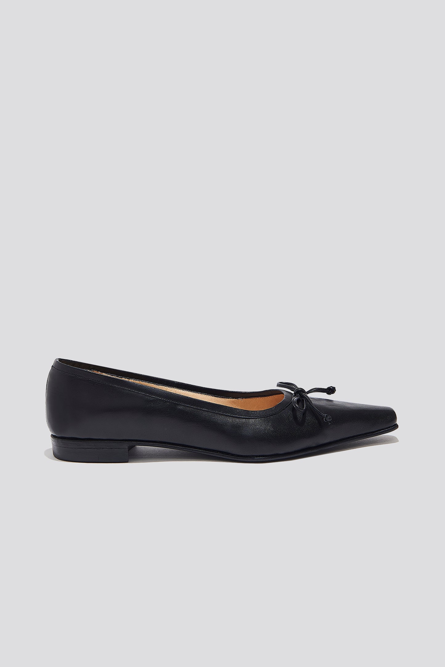 Ema Bow Flat in Black