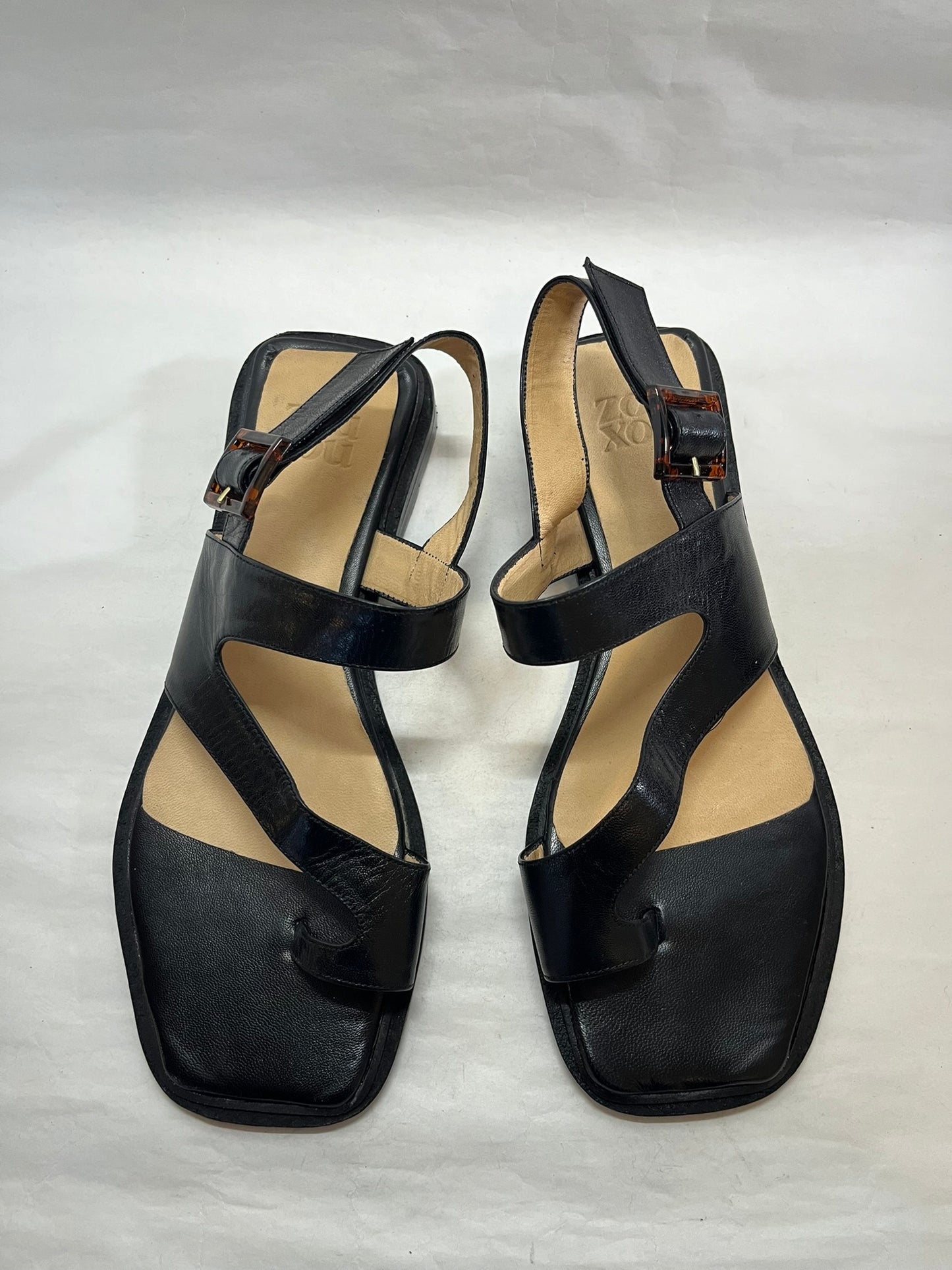 Anto Sandal in Black Size 41