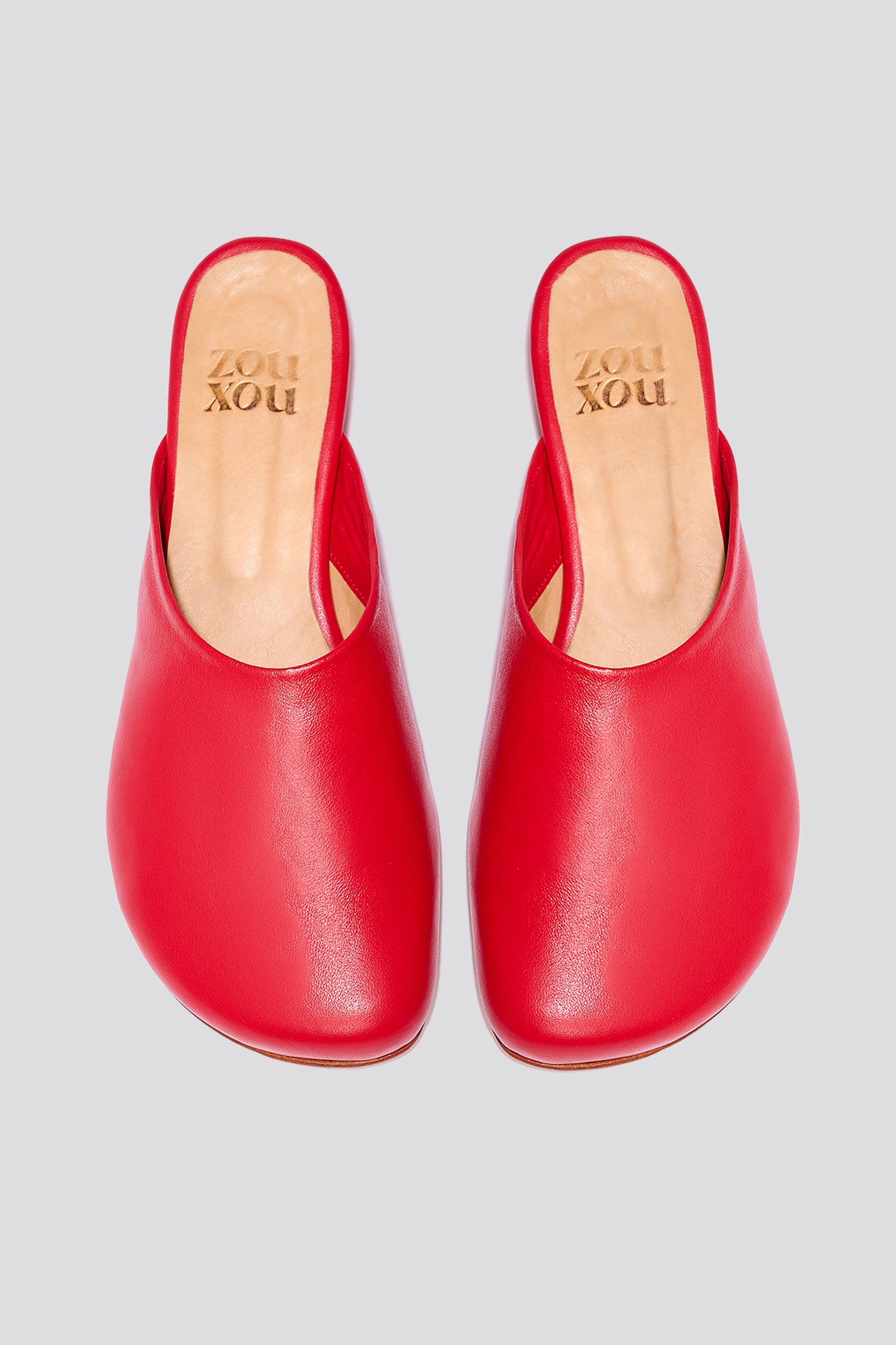 Charo Clog in Cherry