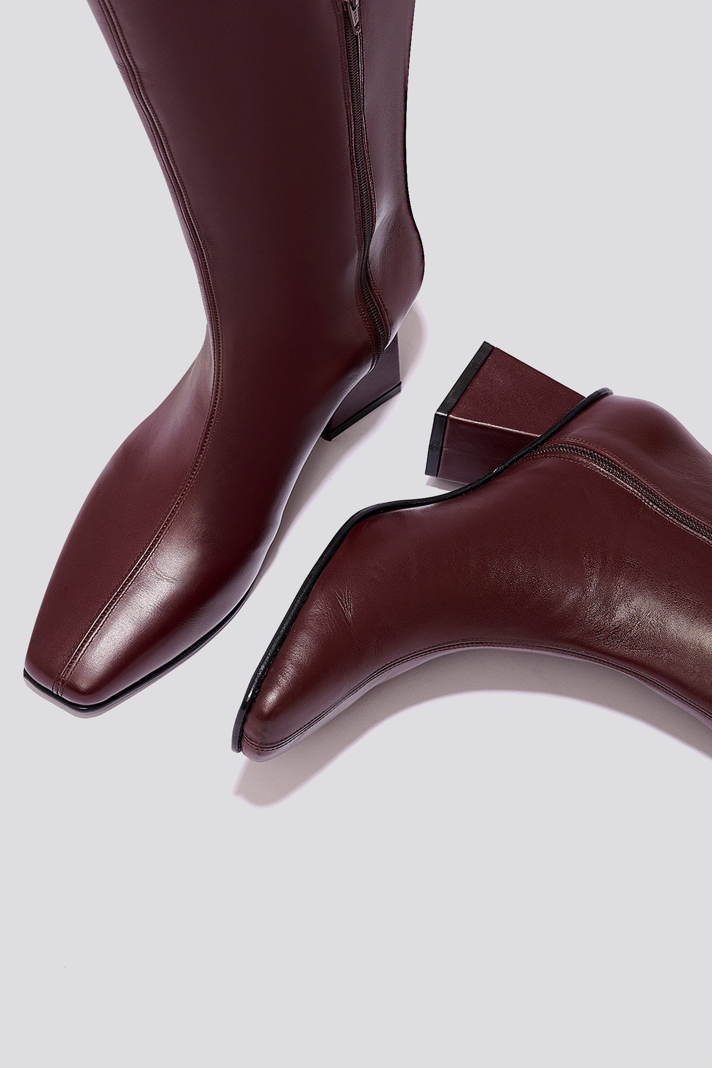 Caro Boot in Plum