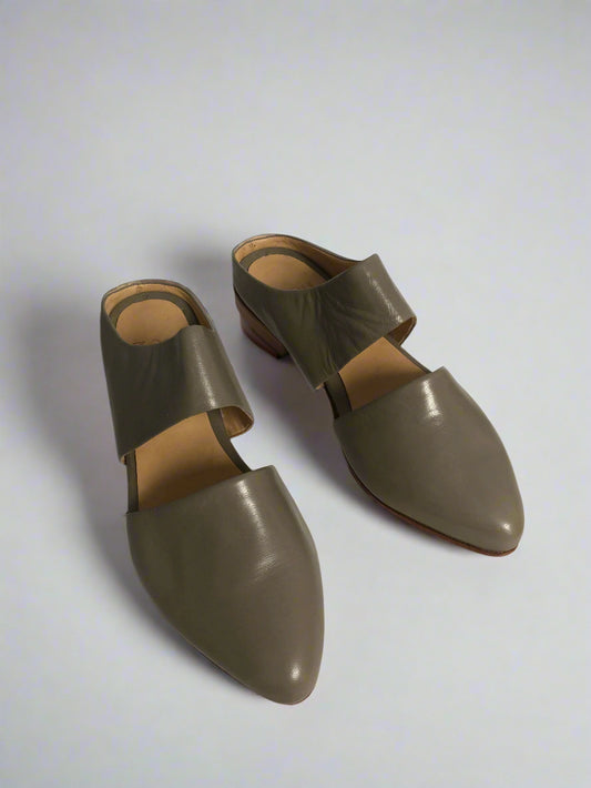 Mule in Shiitake Size 40