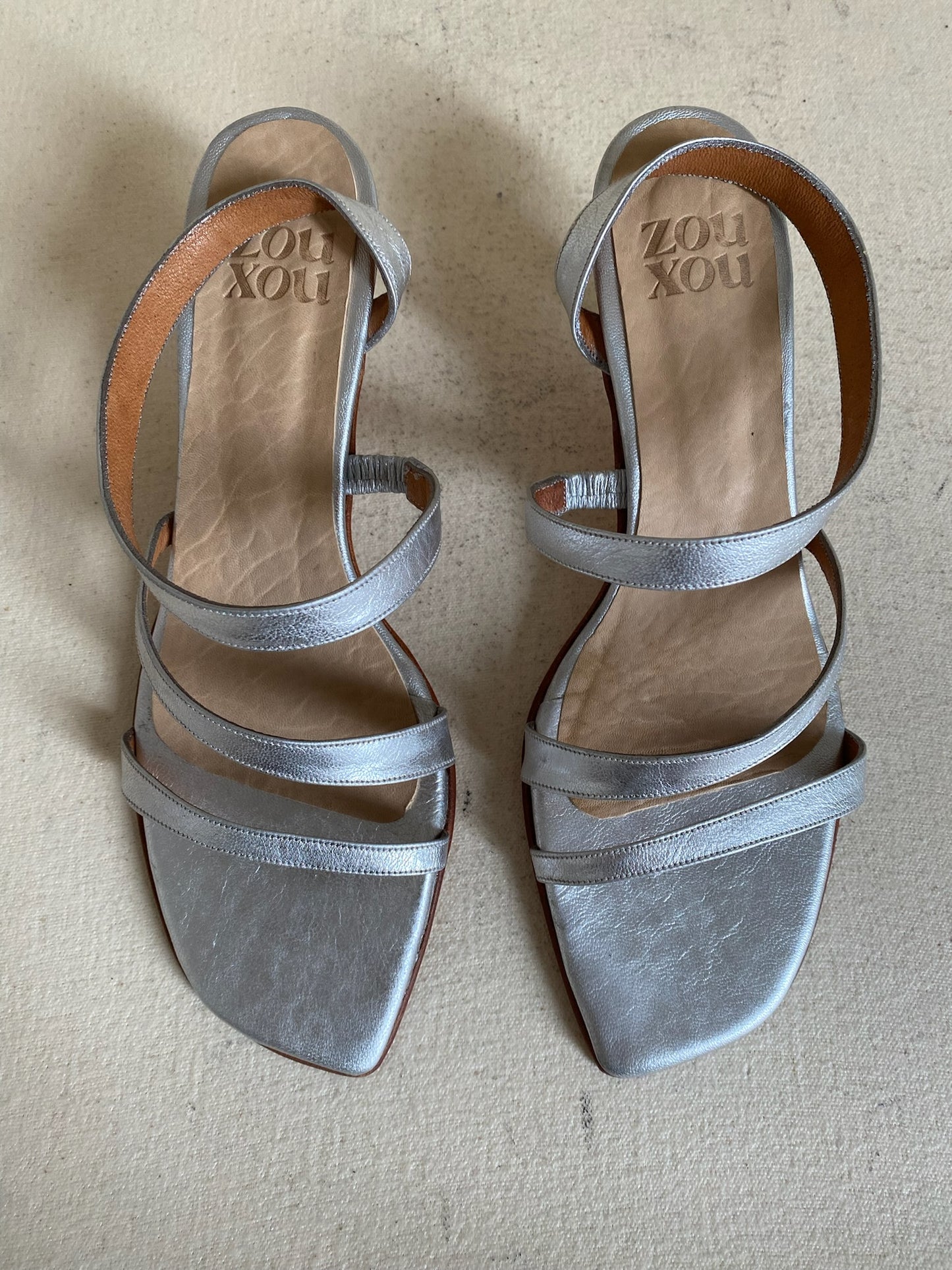 Strappy Kitten Heeled Sandal in Silver Size 39.5
