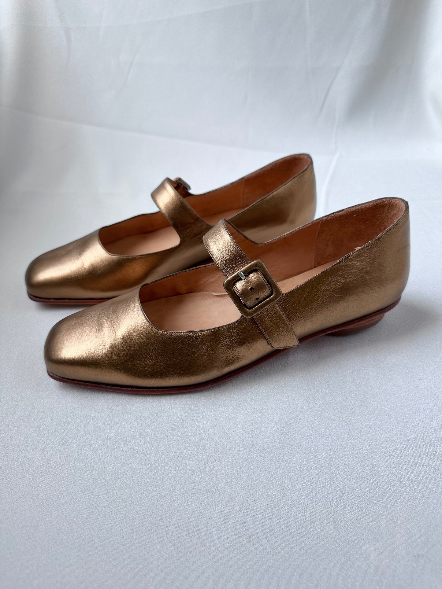 eugenia in bronze size 39