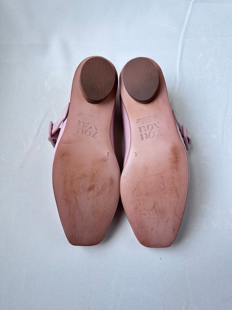 Eugenia in Pale Pink Size 36