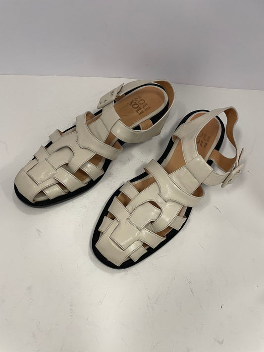 Franca Sandal in Marfil Size 37