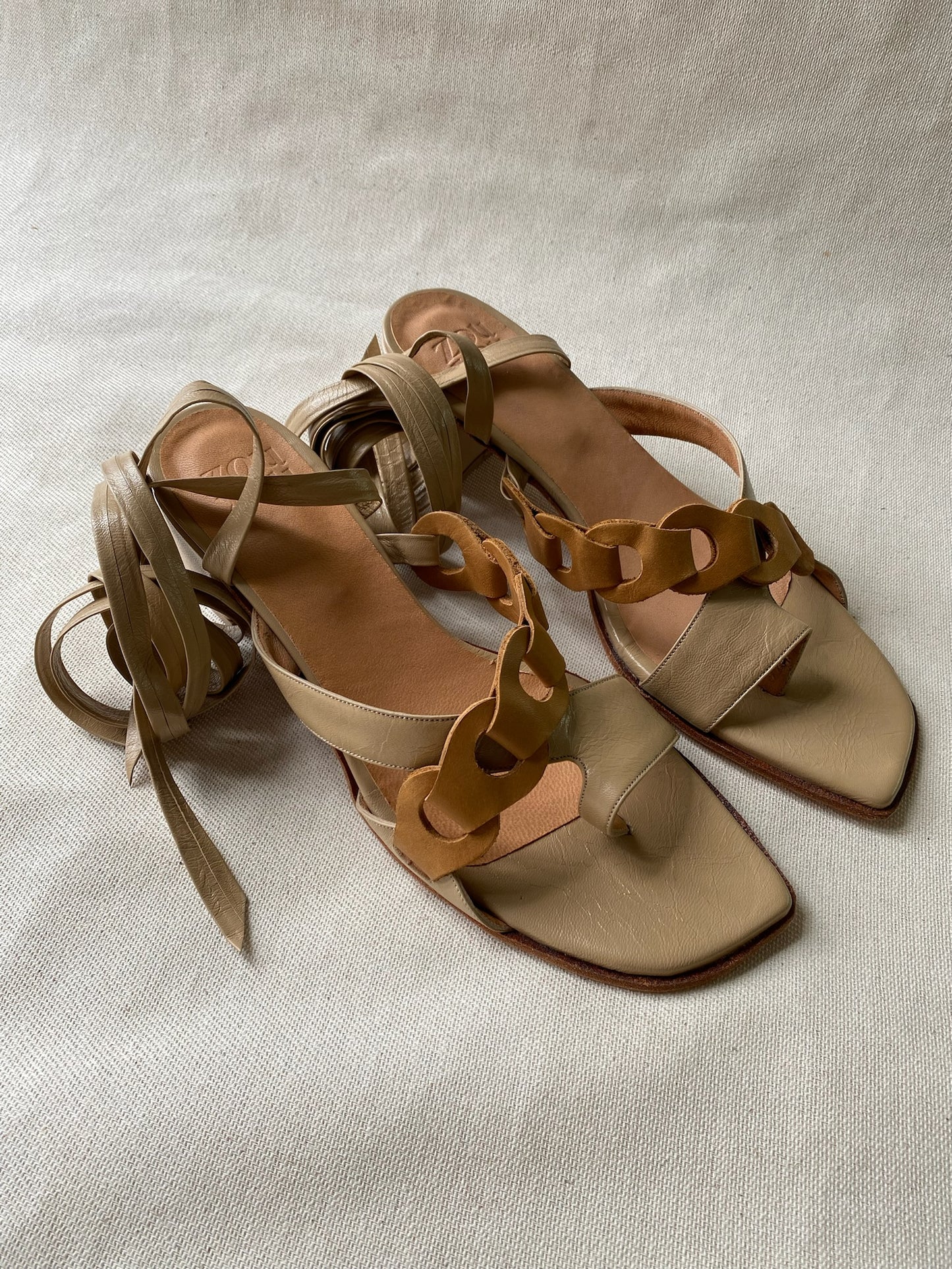 Vita Tie Up Sandal in Cacao Size 40