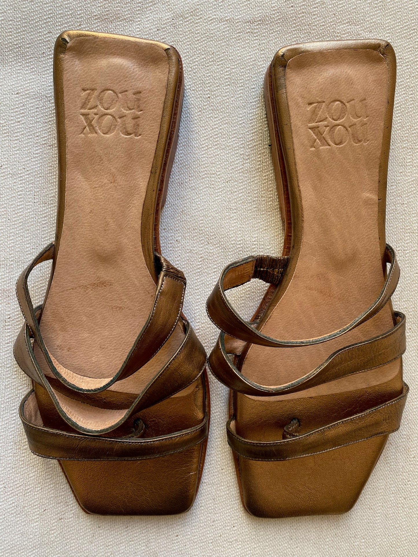 Lagos in Bronze Size 37