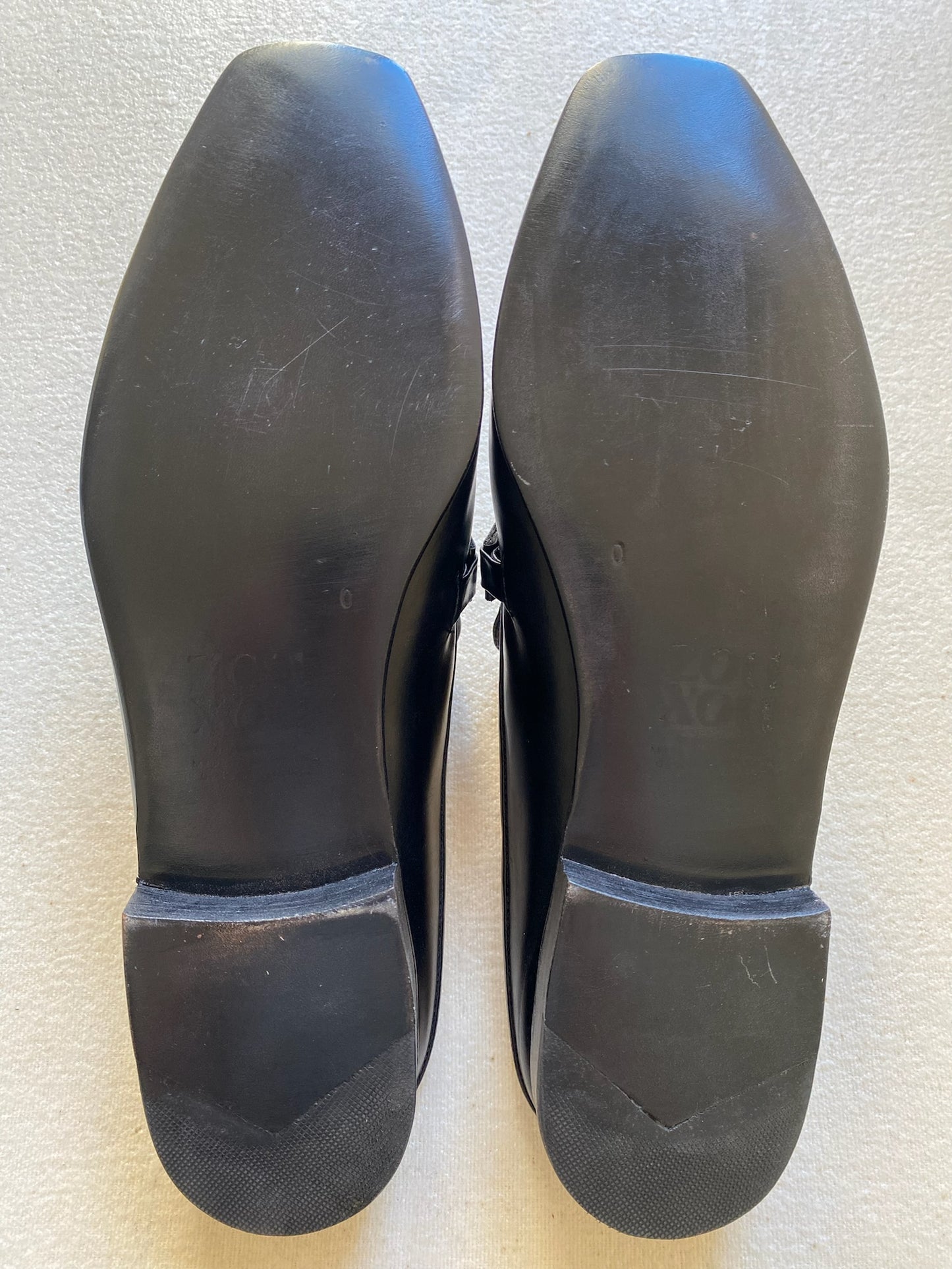 Pilar Mule in Black/Croco Size 40