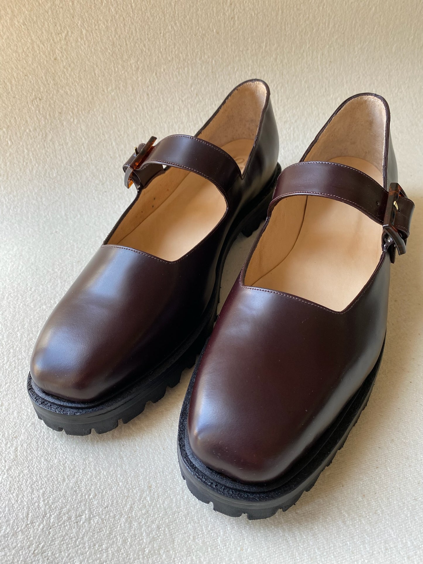 Uchi Flat in Tannat Size 42