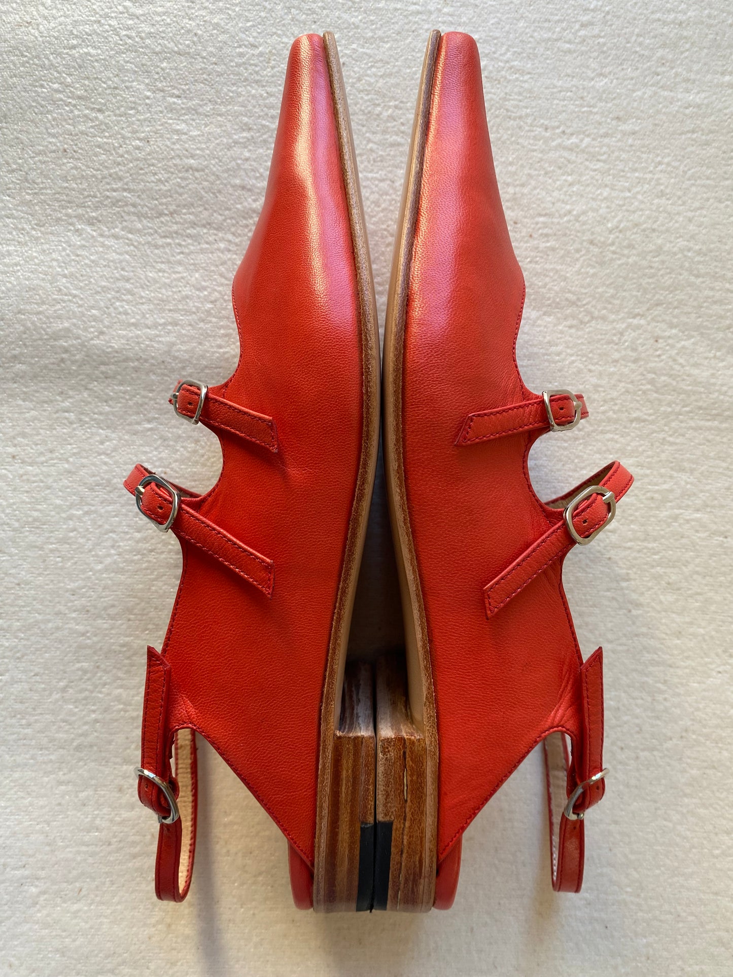 Cata Slingback in Tomato Size 39