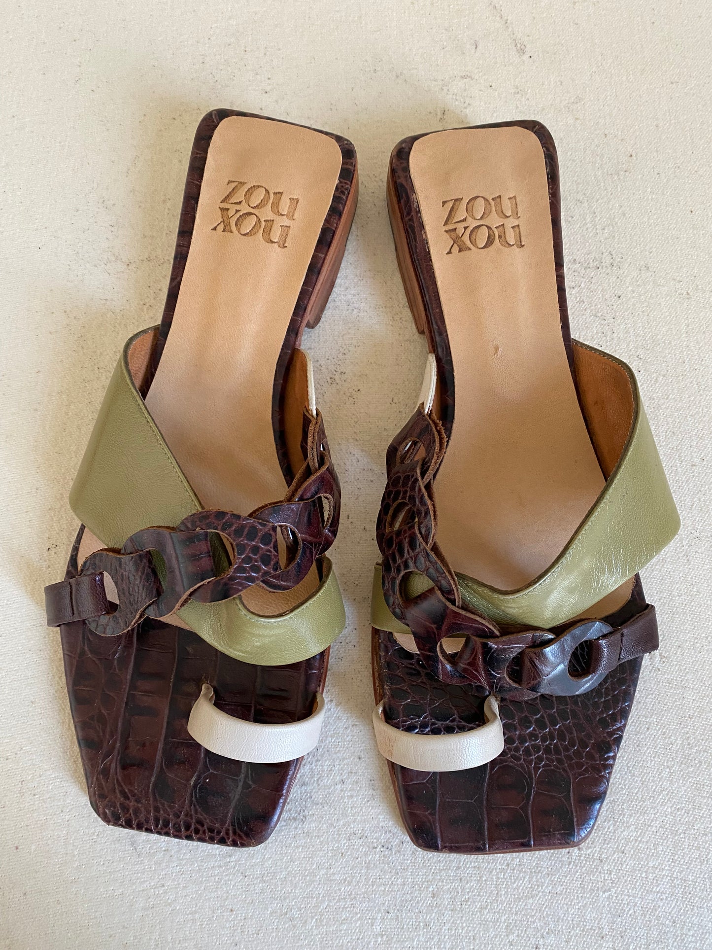 Rio in Chocolate Croco/Multi Size 40