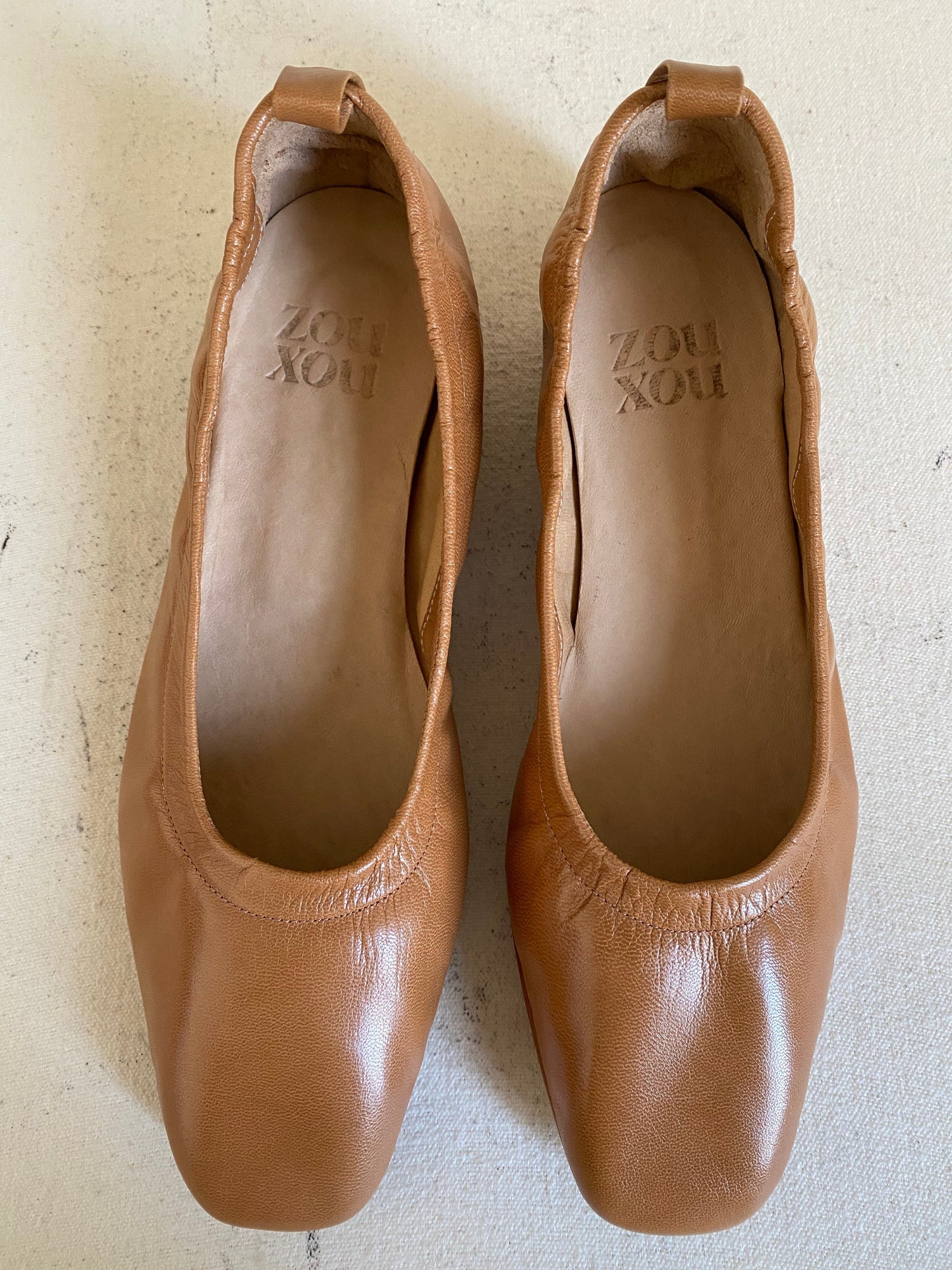 Daria Flat in Suela Size 39