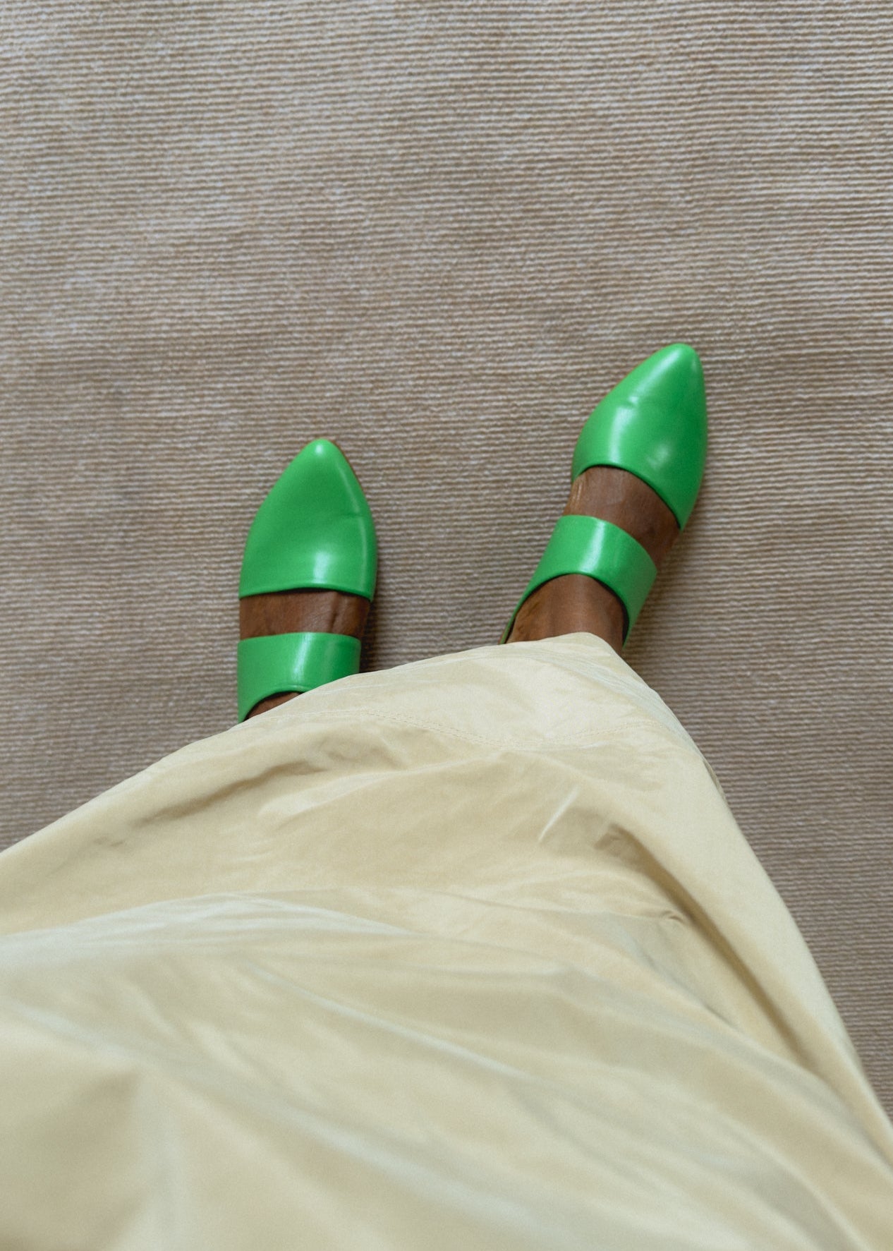 muuuuページ Mule in Grass – ZOU XOU