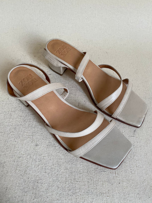 Delfina Sandal in Marfil Size 39.5