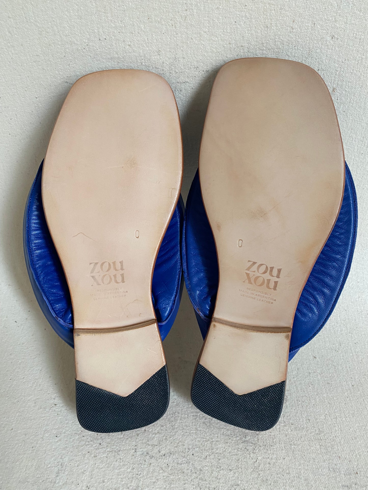Mani in Cobalt Size 40