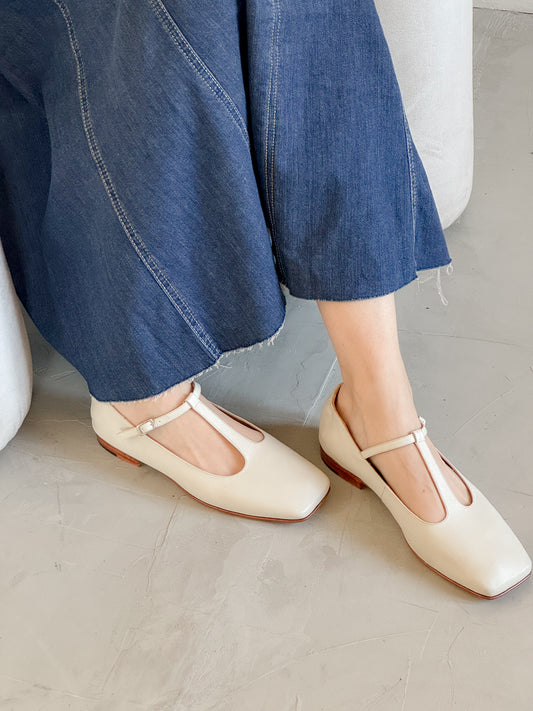 Juana T-Strap Flat in Marfil