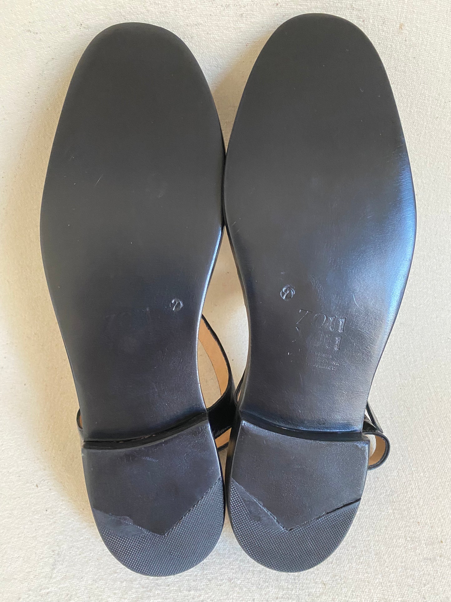 Franca Flat in Black Size 42