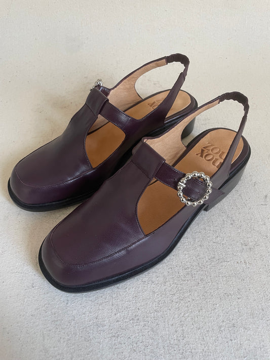 Diega in Tannat Size 37