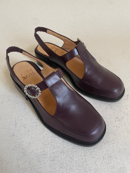 Diega in Tannat Size 37