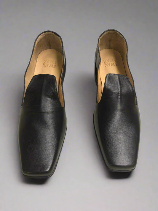 Olympia Loafer in Black Size 38