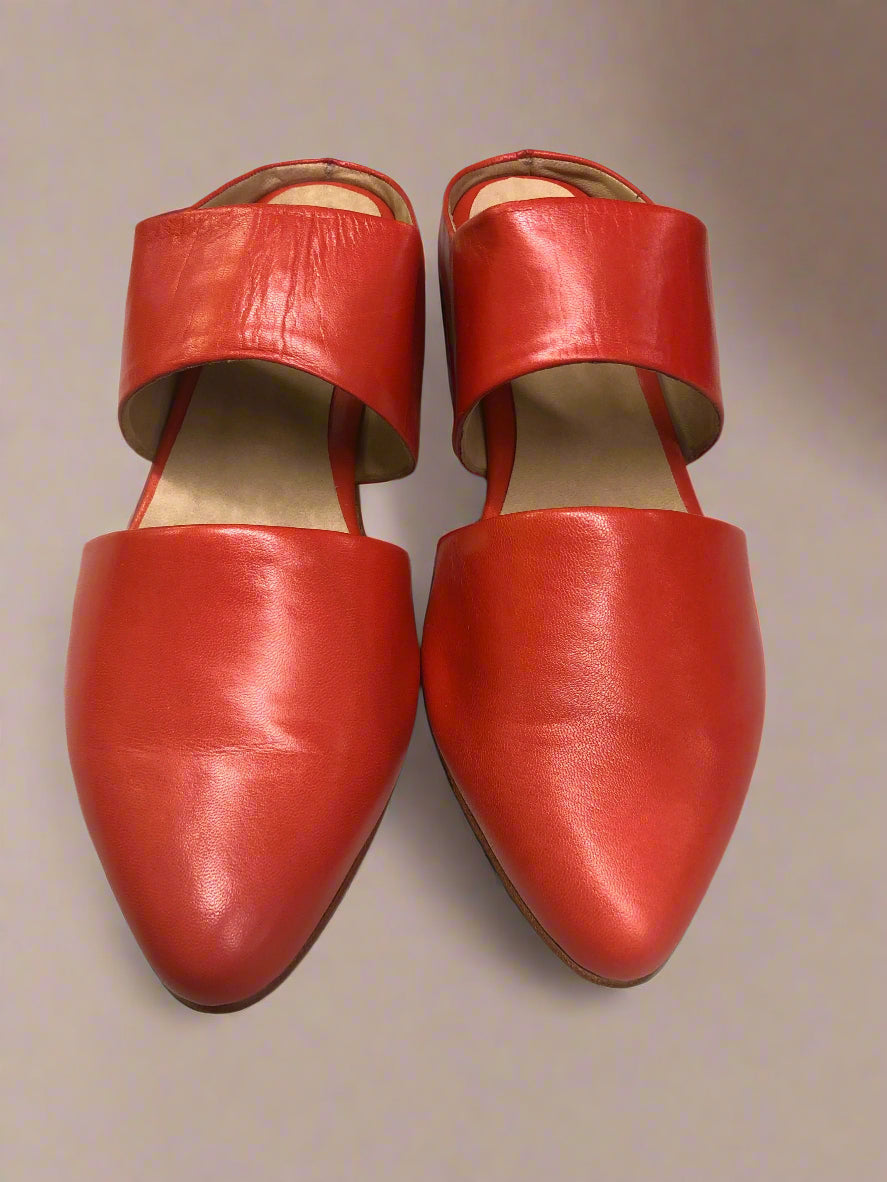 Mule in Tomato Size 39