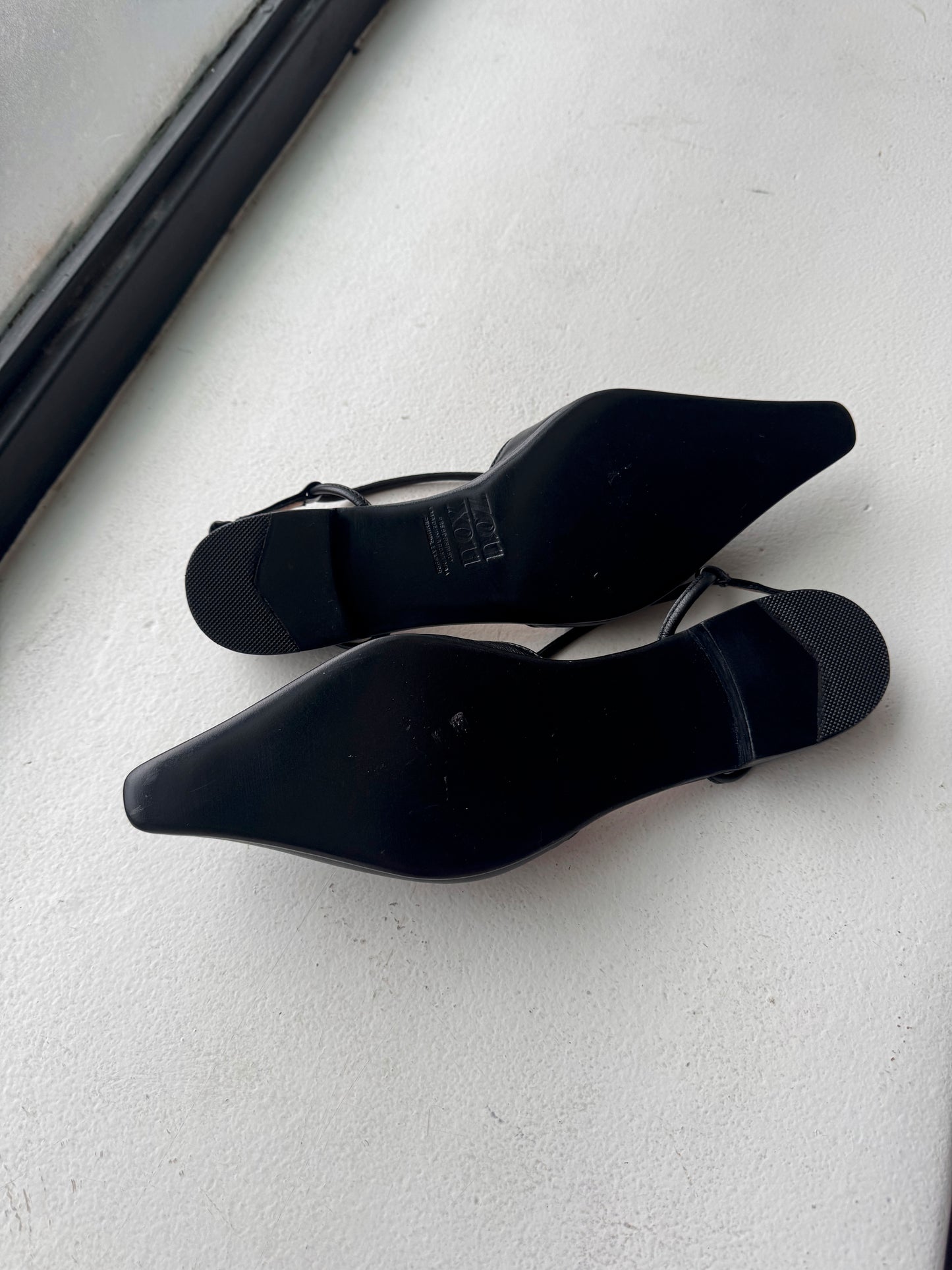 Luisa Slingback in Black Size 40