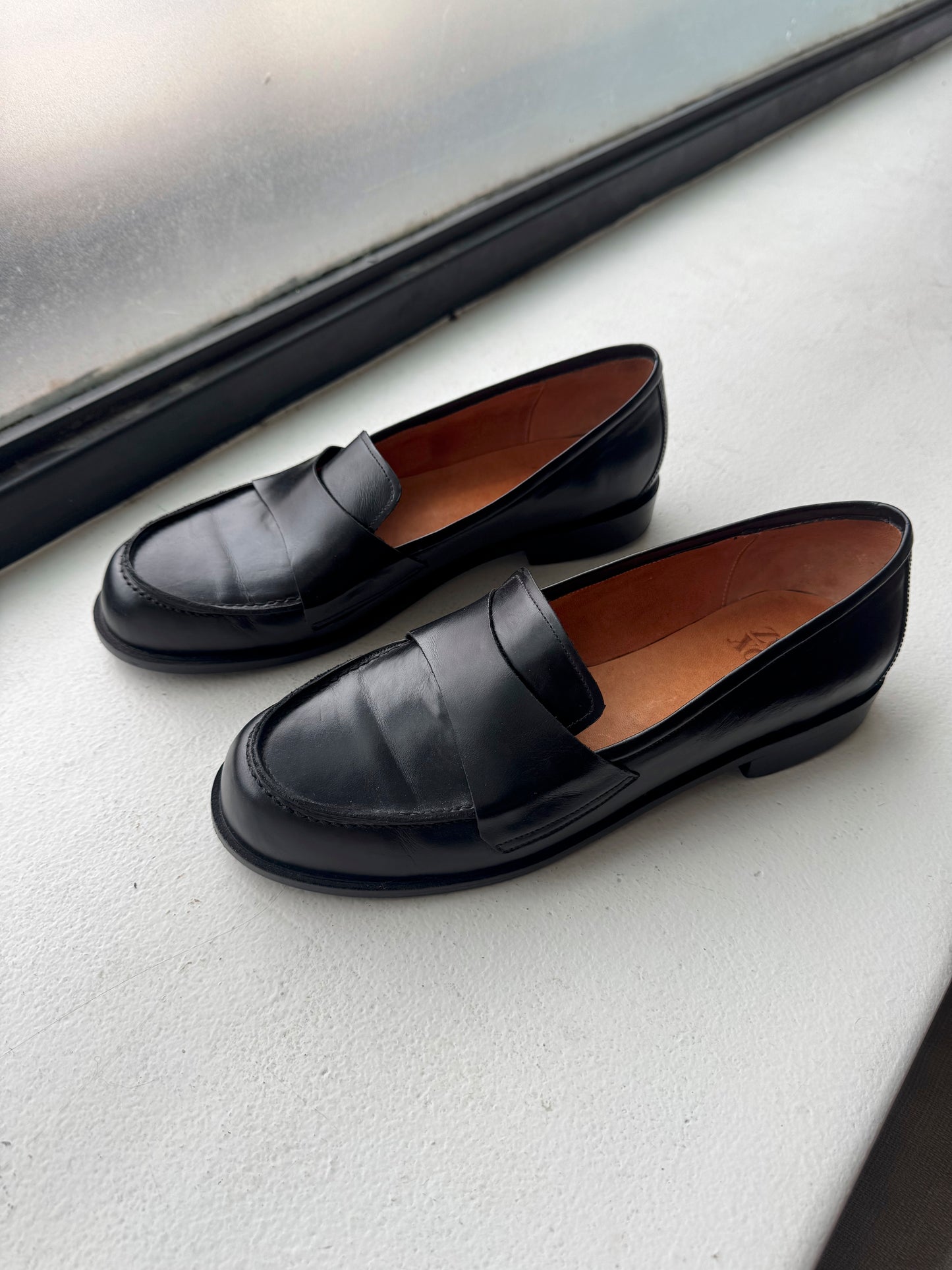 Sofia Loafer in Black Size 42.5