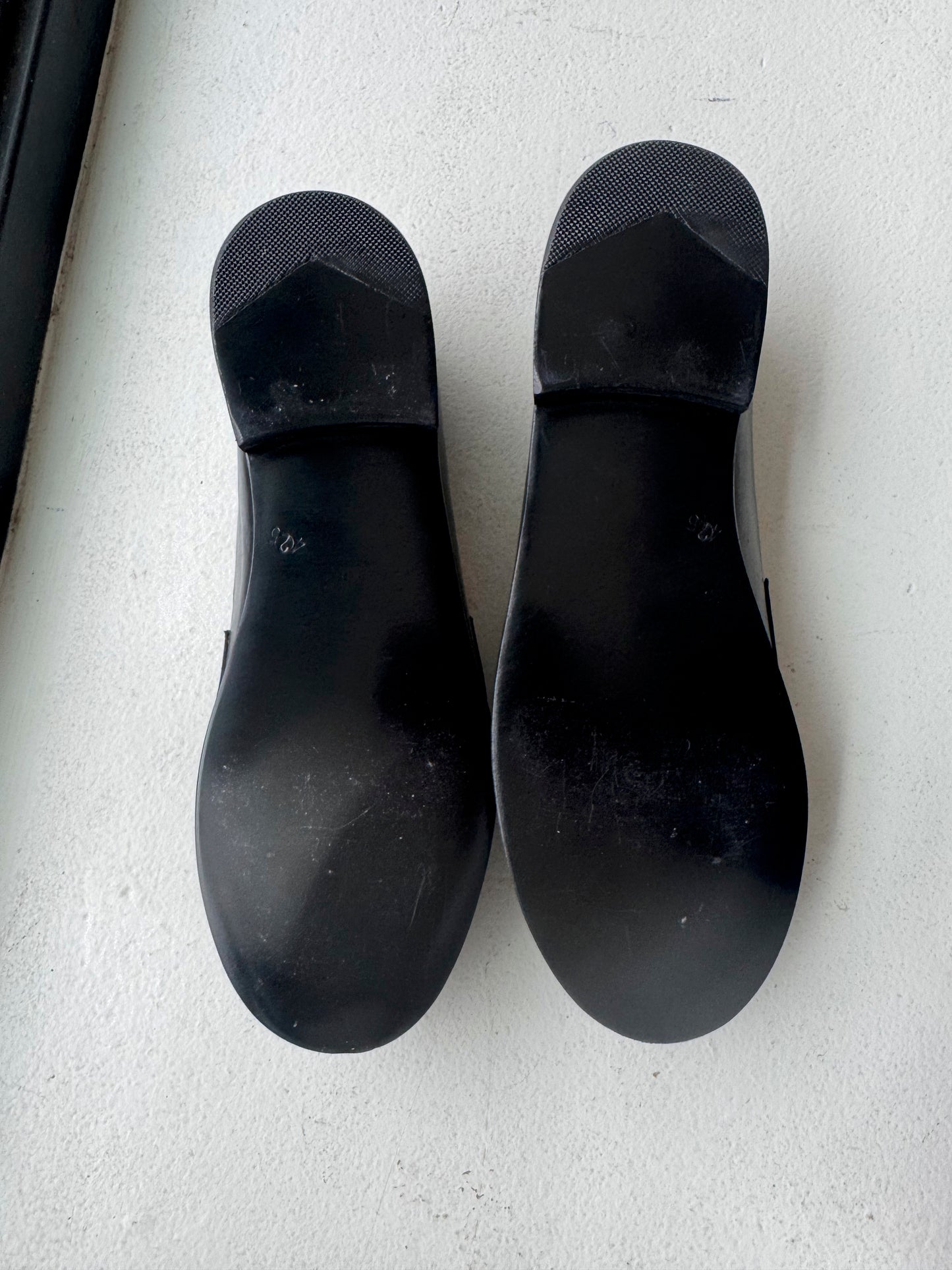 Sofia Loafer in Black Size 42.5