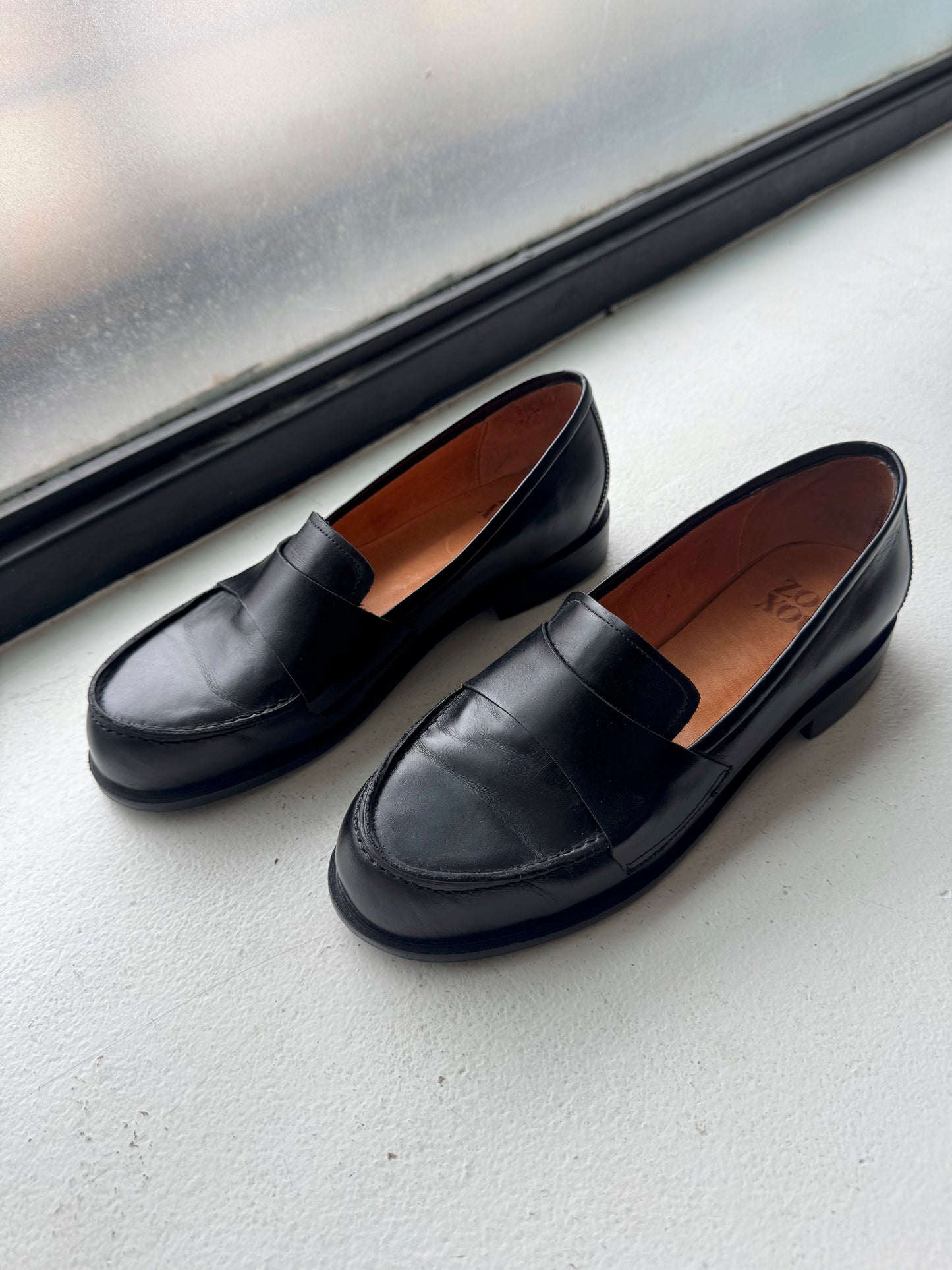 Sofia Loafer in Black Size 39