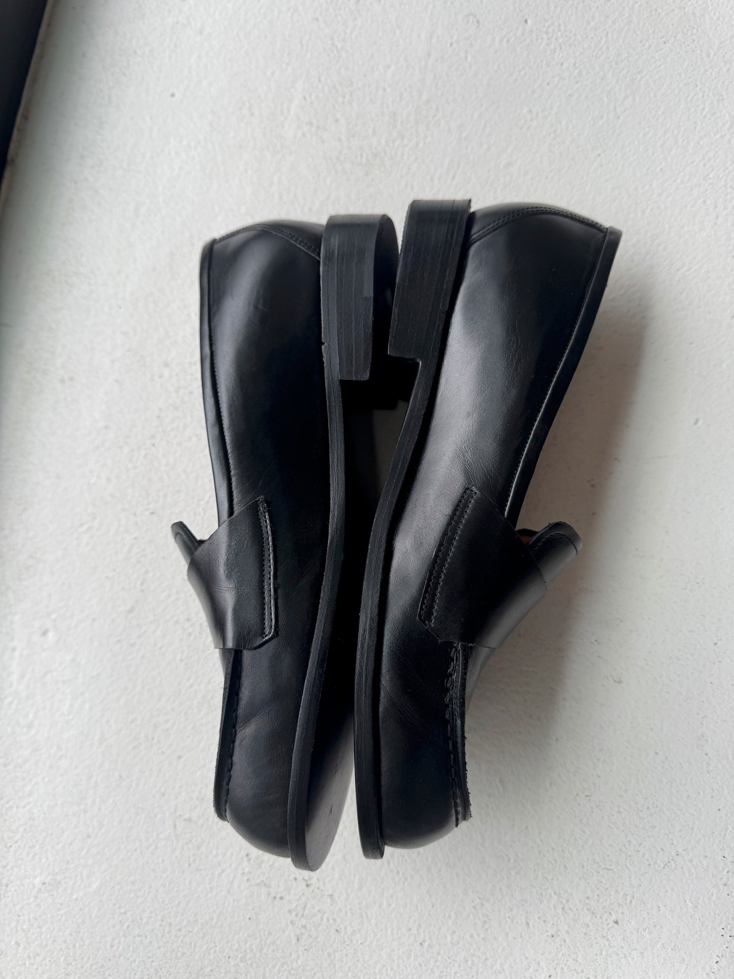 Sofia Loafer in Black Size 39