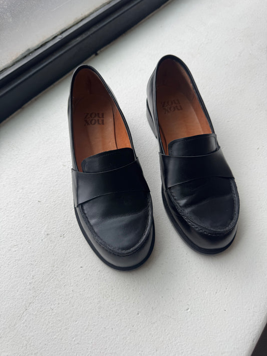 Sofia Loafer in Black Size 39